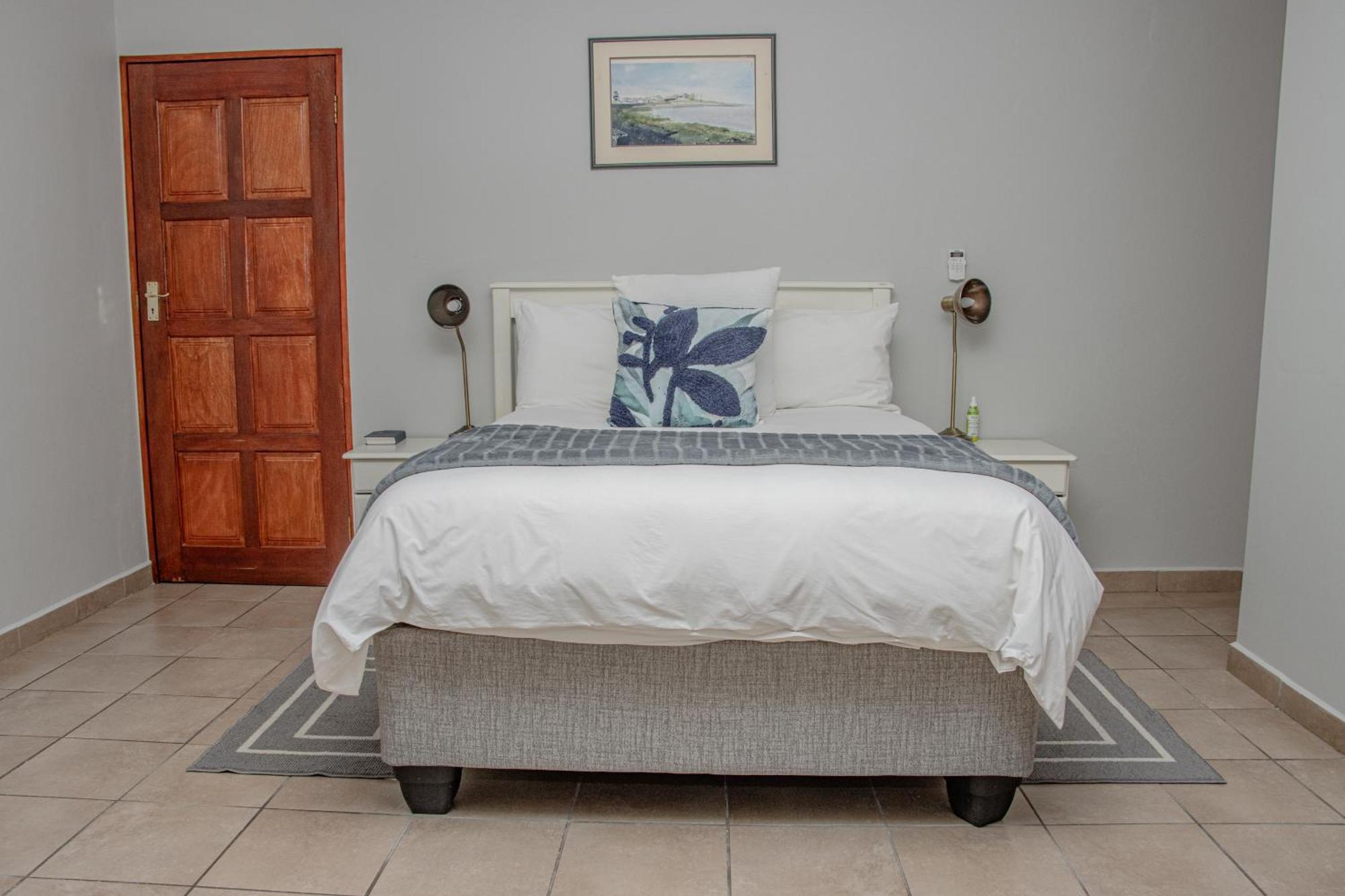 Woodpecker'S Inn Guest House Kempton Park Exterior foto