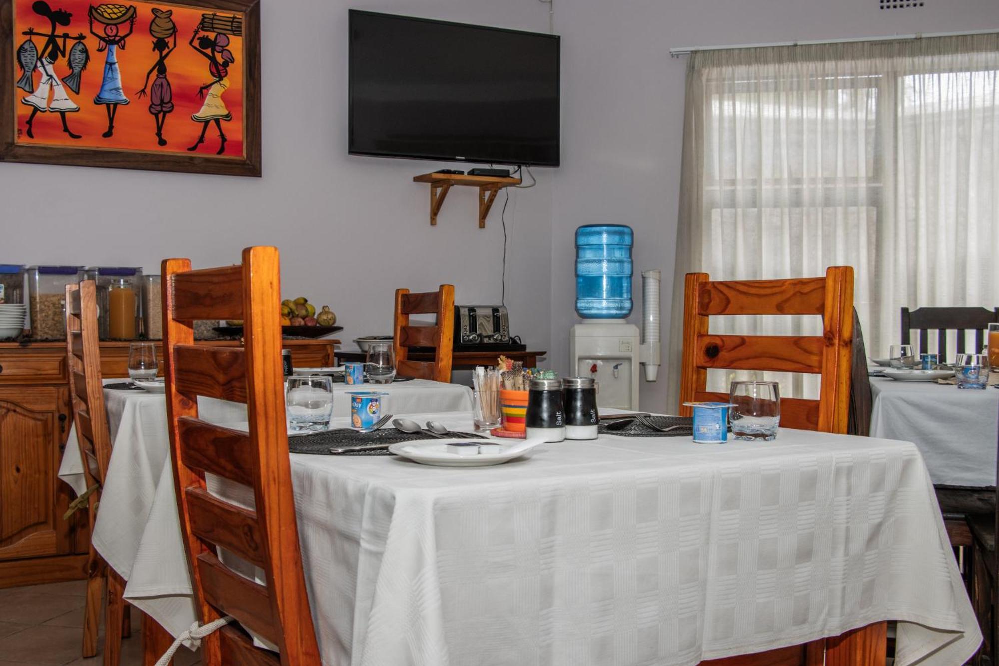 Woodpecker'S Inn Guest House Kempton Park Exterior foto